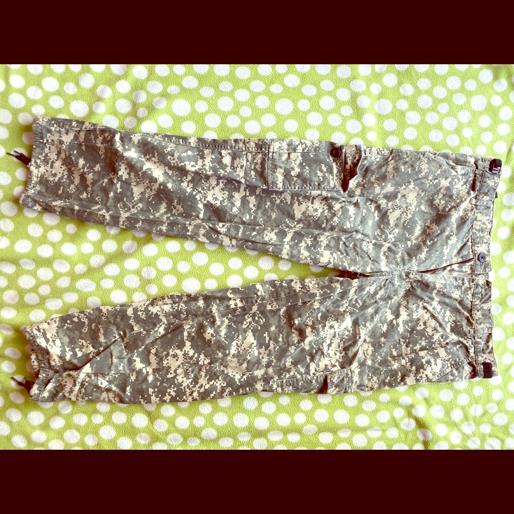 US Army Ranger tech camo pants large